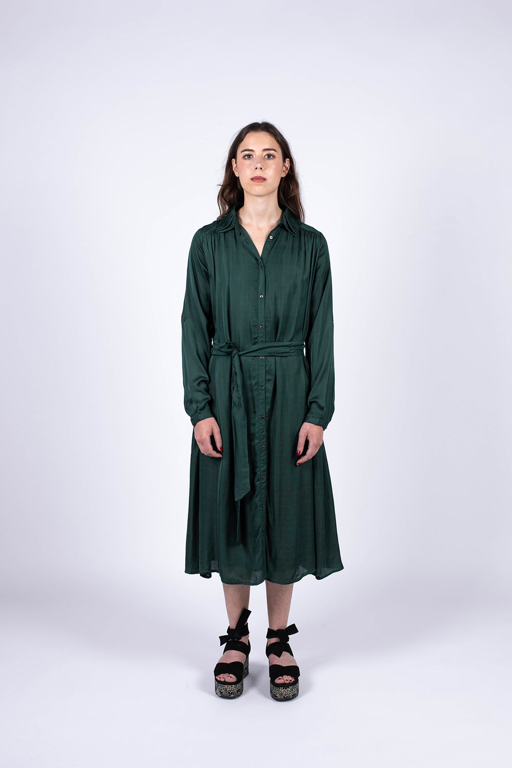 robe chemise longue fluide cintré à la taille