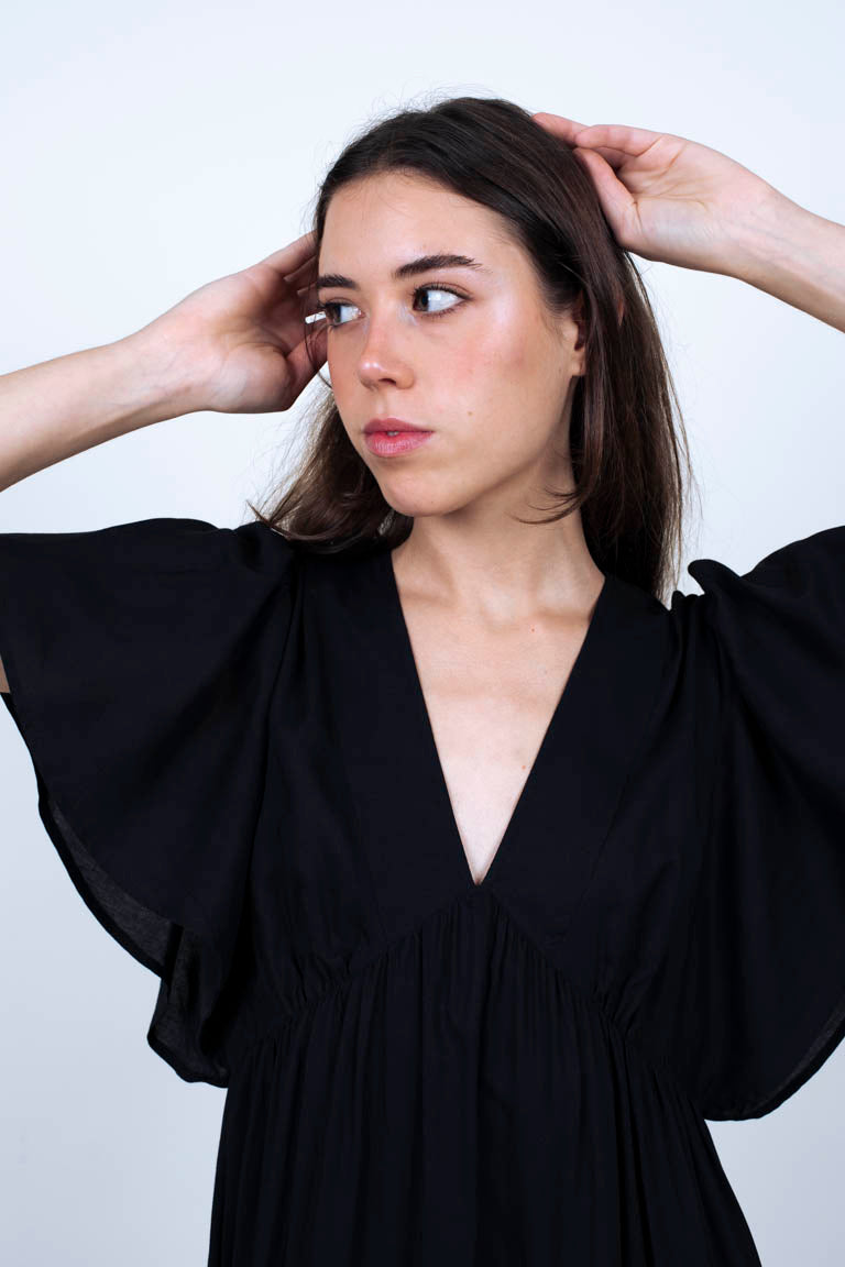 Robe Hanna Black