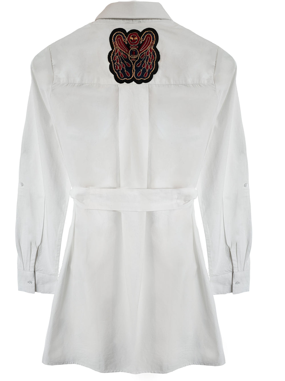robe type chemise ceintré avec logo brodé de manière artisanale au dos