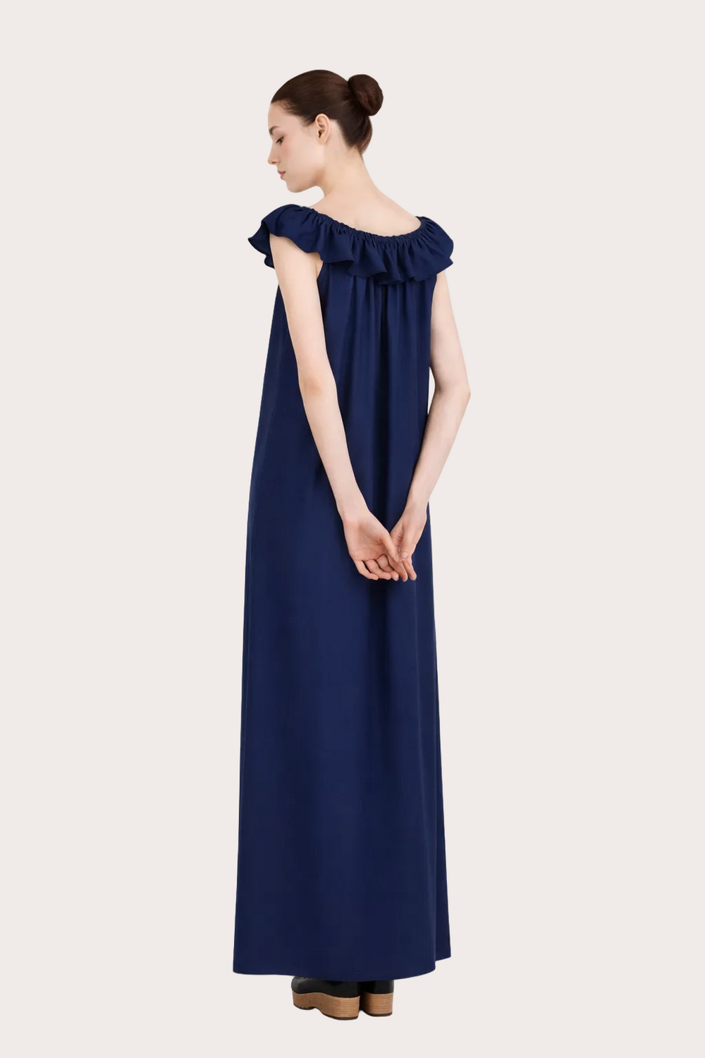 Robe Perle fluide de dos